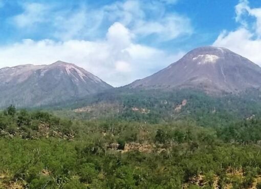 Gunung Lewotobi Laki-Laki Erupsi Hebat: Apa yang Harus Diketahui Warga Sekitar?