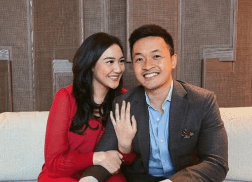 Netizen Heboh! Putri Tanjung Hapus Foto Pernikahan, Apa Artinya?